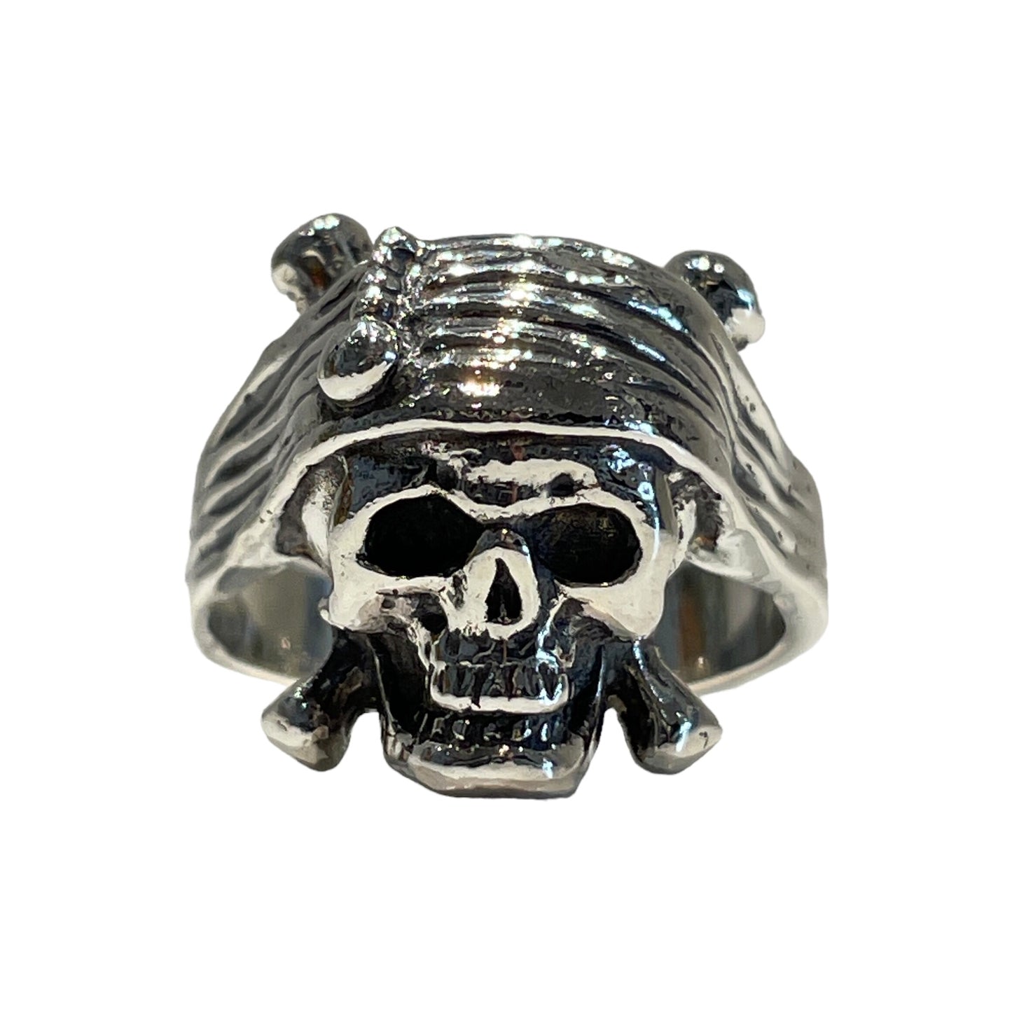 Ring Skull Captain Jack Sparrow with engraved "Capt Jack Sparrow"