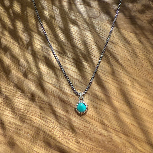 Turquoise Lys Necklace