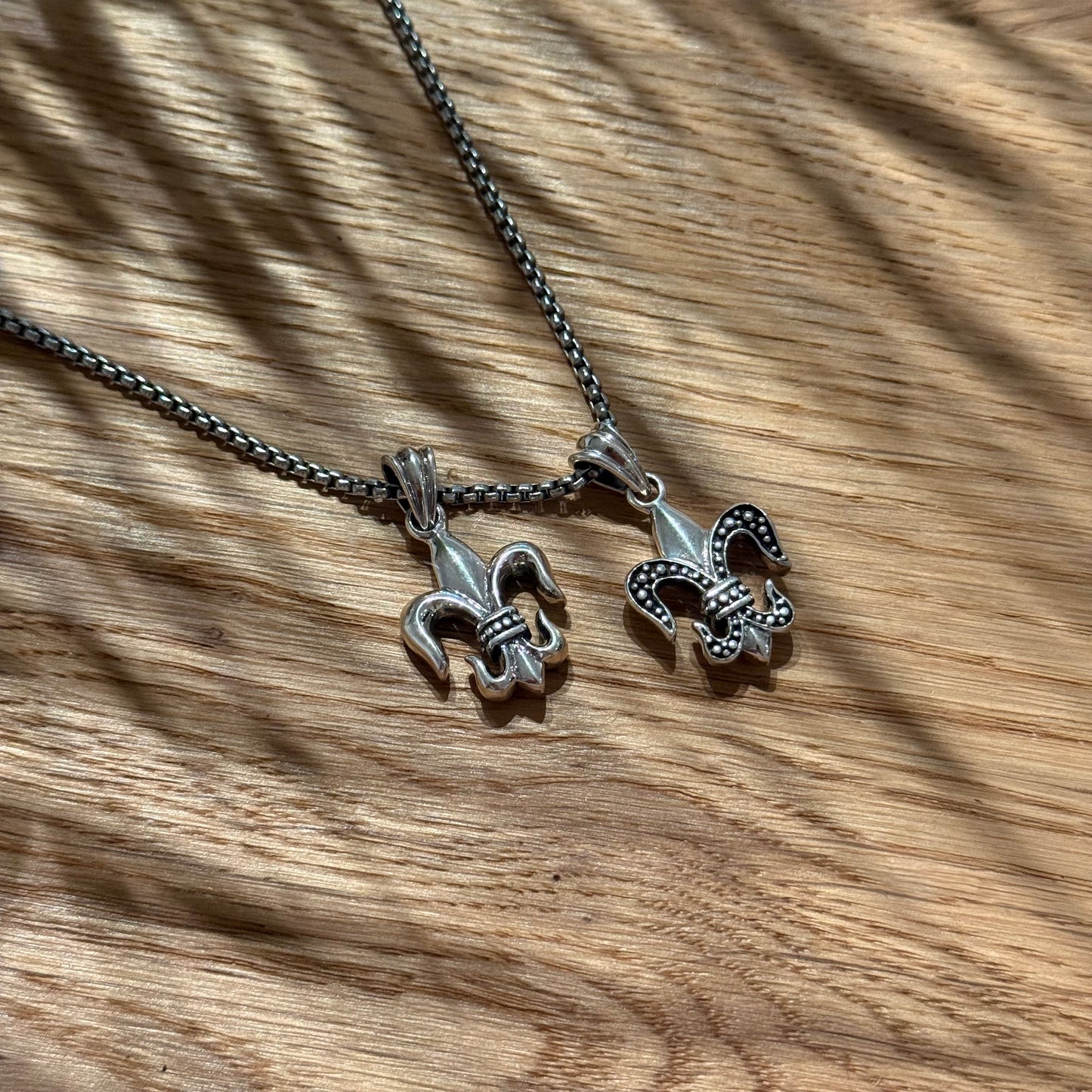 Fleur de Lys double face rock chic Necklace