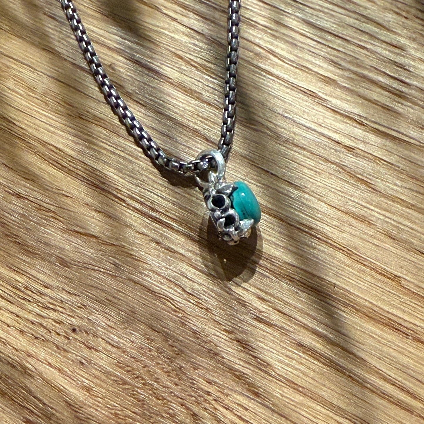 Turquoise Lys Necklace