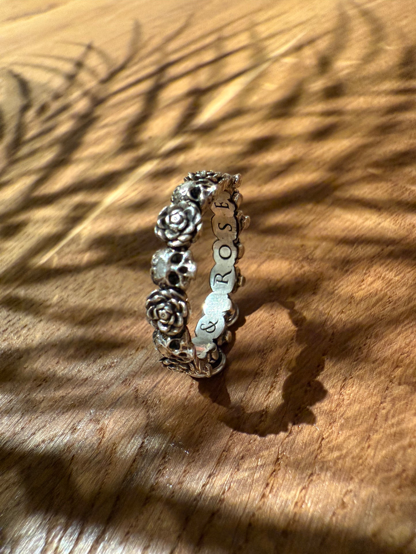Roses & Skulls Ring